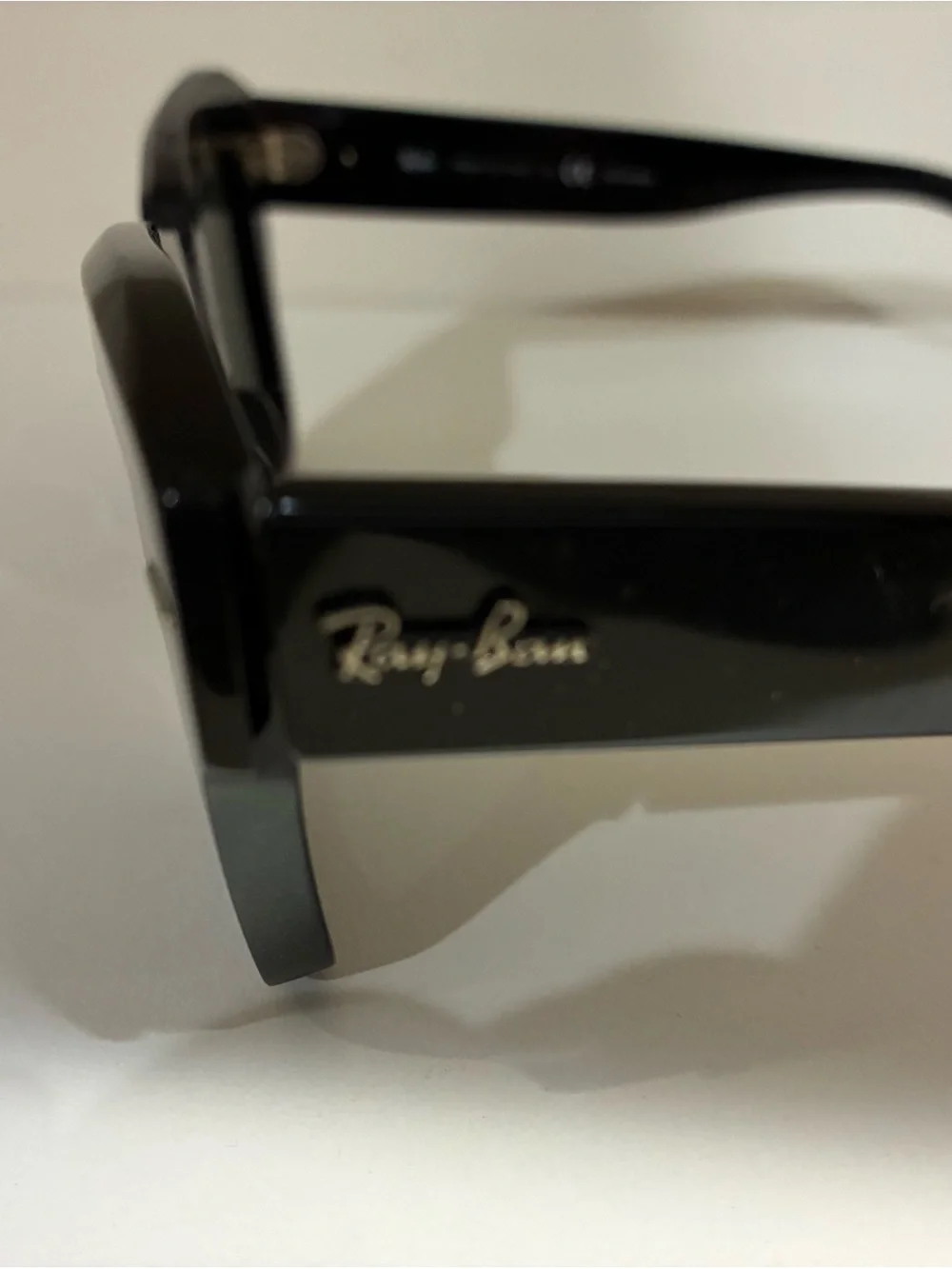 polished black Ray-Ban State Street RB2186 polarized sunglasses
